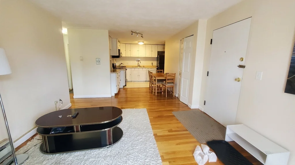 2 bed, 1 bath apartment for rent at 39 Englewood Unit 16, Brighton — photo 5 of 24