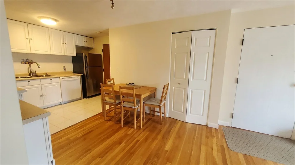 2 bed, 1 bath apartment for rent at 39 Englewood Unit 16, Brighton — photo 6 of 24