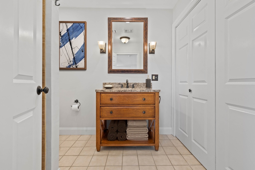 3 bed, 2 bath apartment for rent at 39 Fenton St Unit 7, Fields Corner East — photo 8 of 13