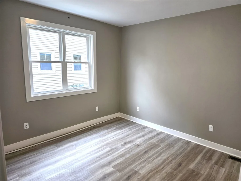 3 bed, 1 bath apartment for rent at 39 Fiske St Unit 1, Waltham — photo 13 of 14