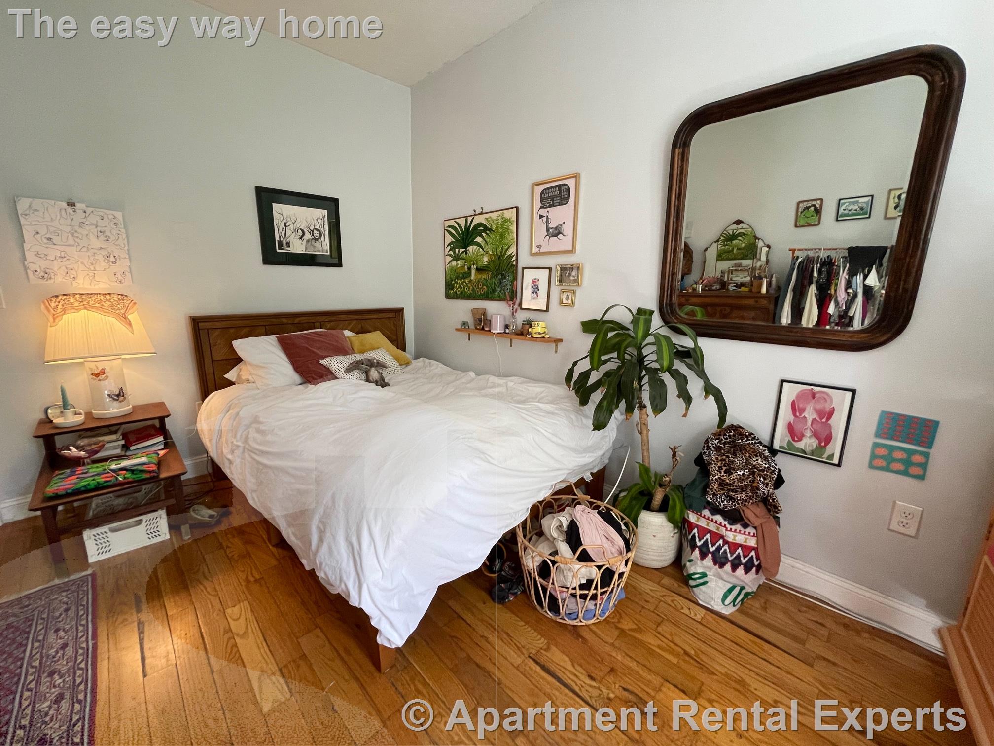 2 bed, 1 bath apartment for rent at 39 Florence St Unit 1, Sullivan Square — photo 15 of 19