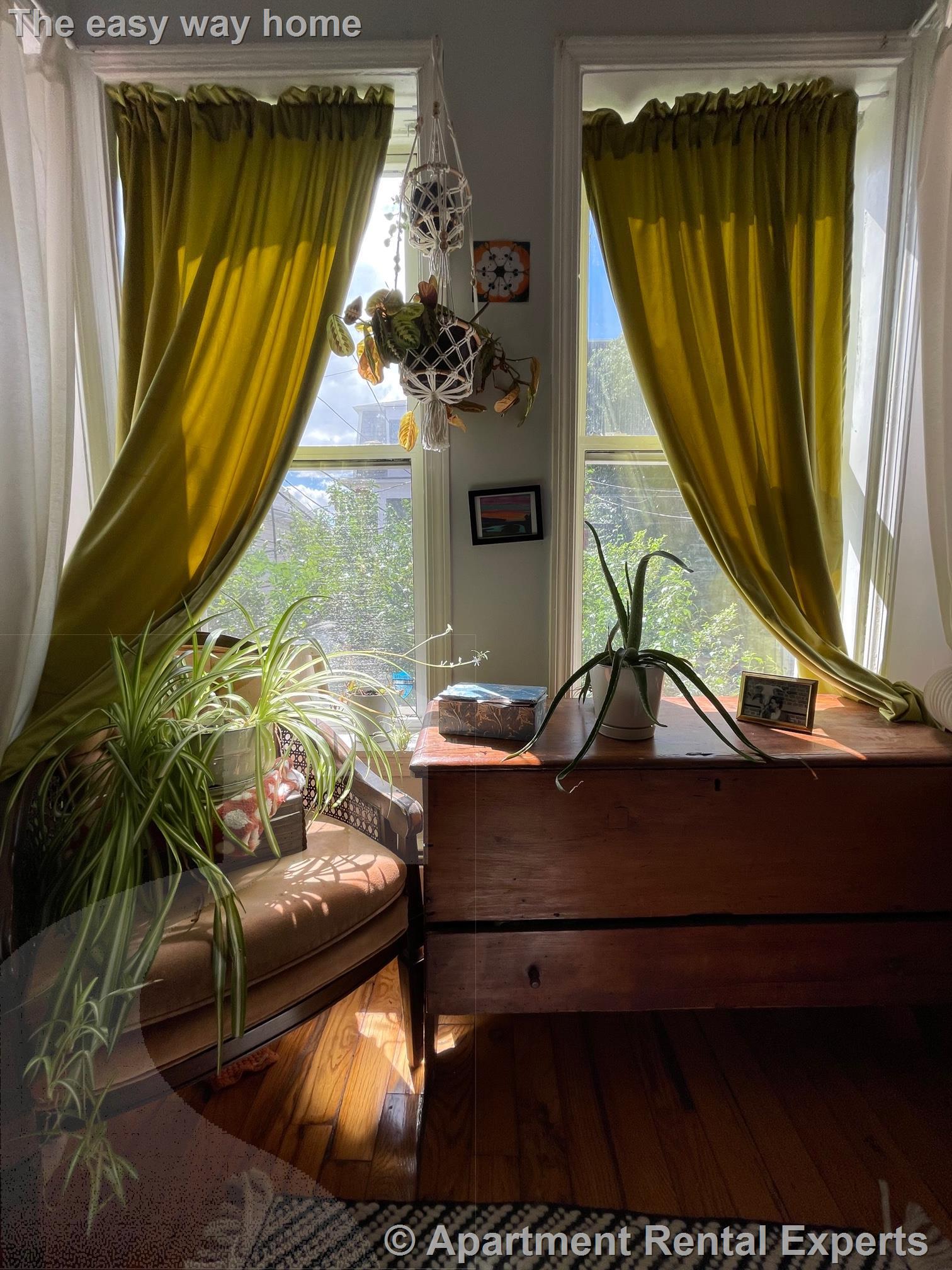 2 bed, 1 bath apartment for rent at 39 Florence St Unit 1, Sullivan Square — photo 13 of 19