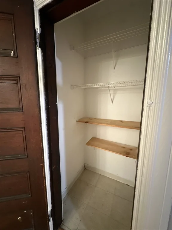 3 bed, 1 bath apartment for rent at 39 Forest St Unit 2, Roxbury — photo 17 of 18