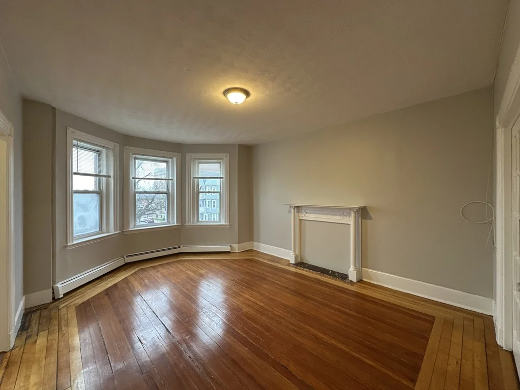 3 bed, 1 bath apartment for rent at 39 Forest St Unit 2, Roxbury