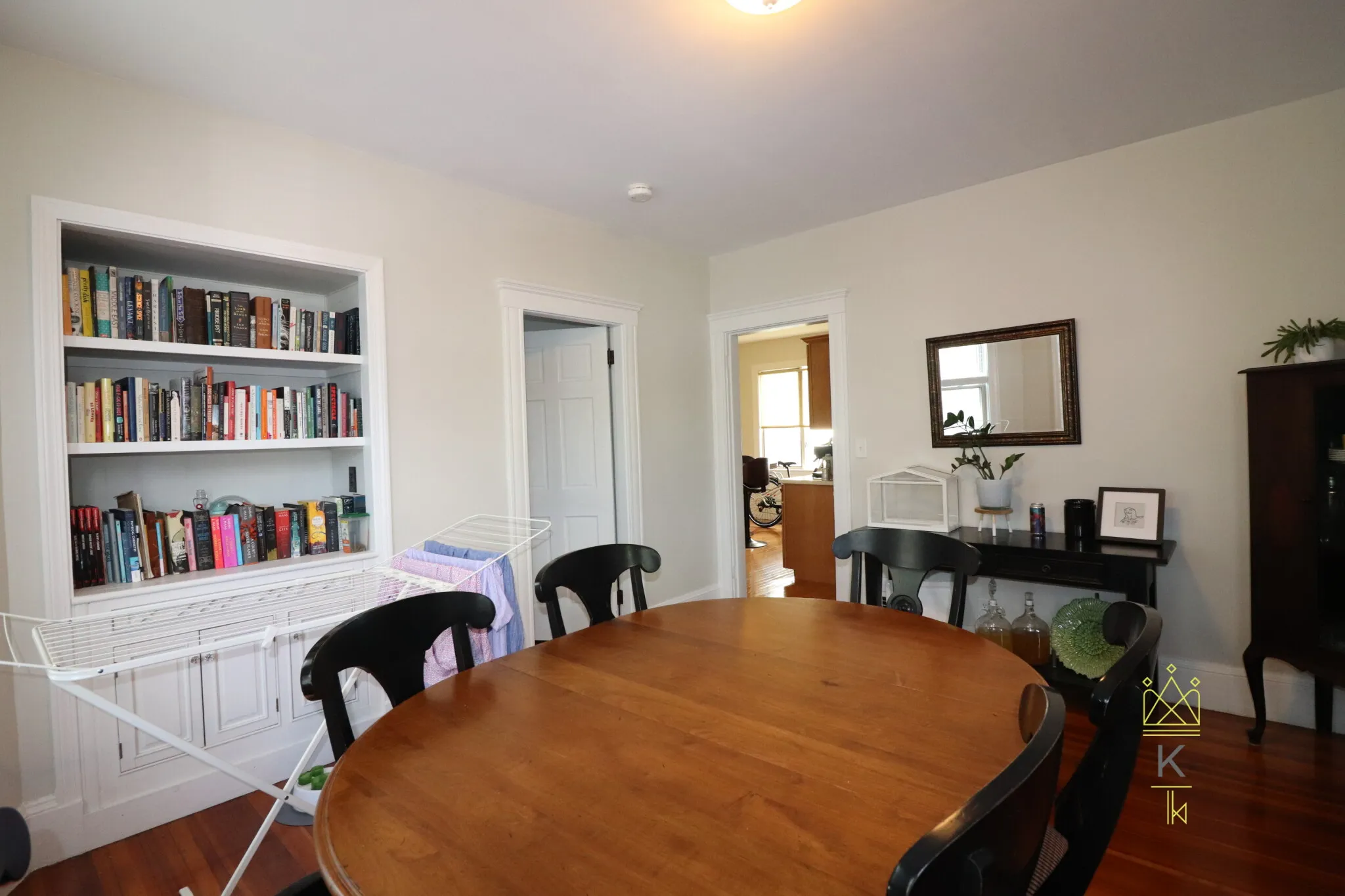 3 bed, 1 bath apartment for rent at 39 Foster St Unit 1, Oak Square — photo 5 of 24