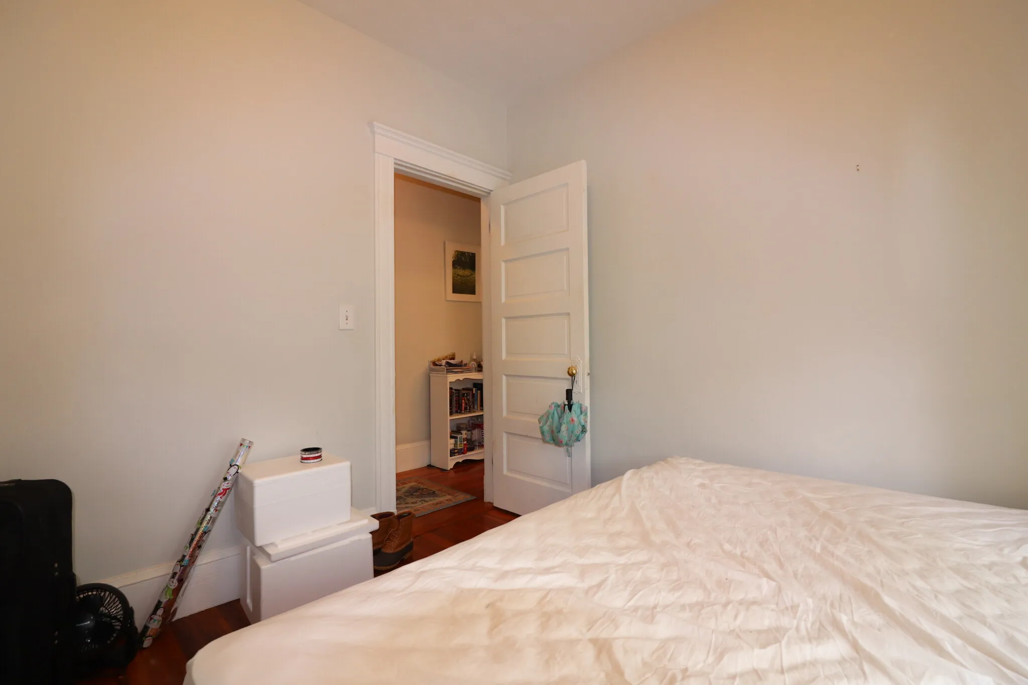 2 bed, 1 bath apartment for rent at 39 Foster St Unit 3, Oak Square — photo 7 of 20