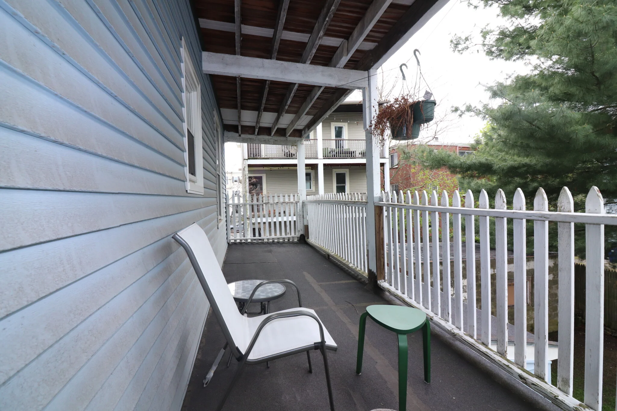 2 bed, 1 bath apartment for rent at 39 Foster St Unit 3, Oak Square — photo 18 of 20