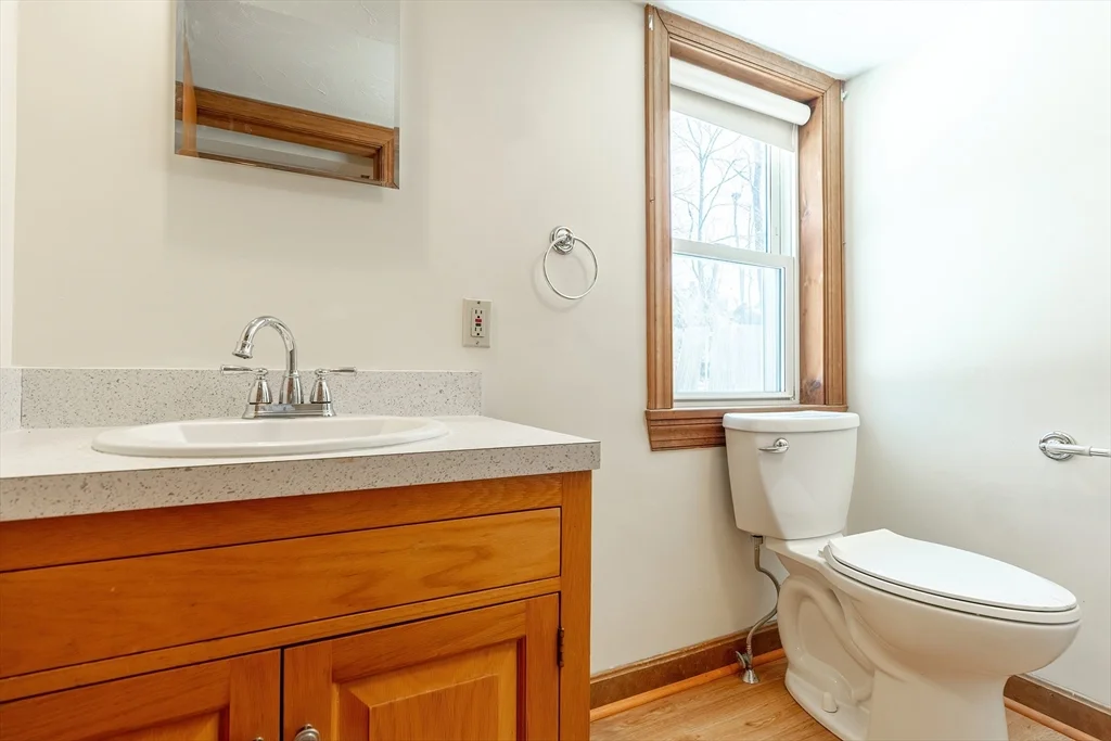 1 bed, 1 bath apartment for rent at 39 Frairy St Unit B, Medfield — photo 17 of 22