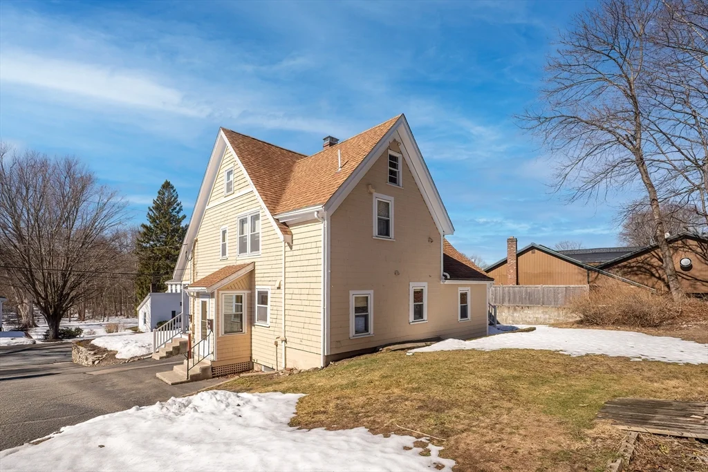 1 bed, 1 bath apartment for rent at 39 Frairy St Unit B, Medfield — photo 21 of 22