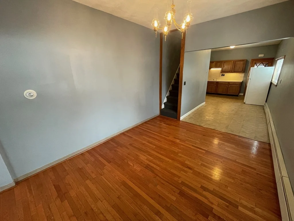 3 bed, 1 bath apartment for rent at 39 Franklin St Unit R, Woburn — photo 6 of 18