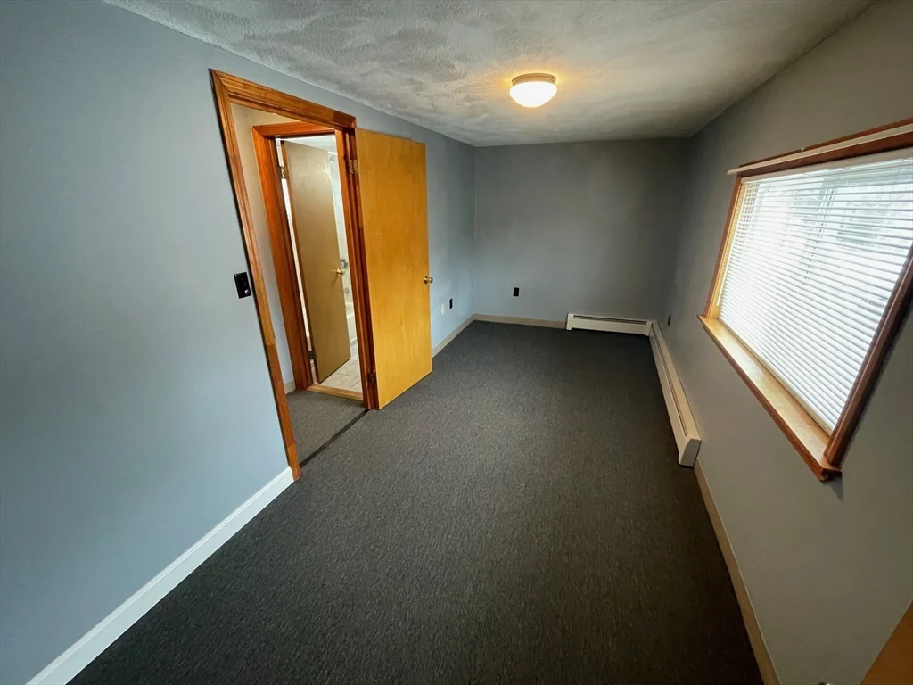 3 bed, 1 bath apartment for rent at 39 Franklin St Unit R, Woburn — photo 12 of 18