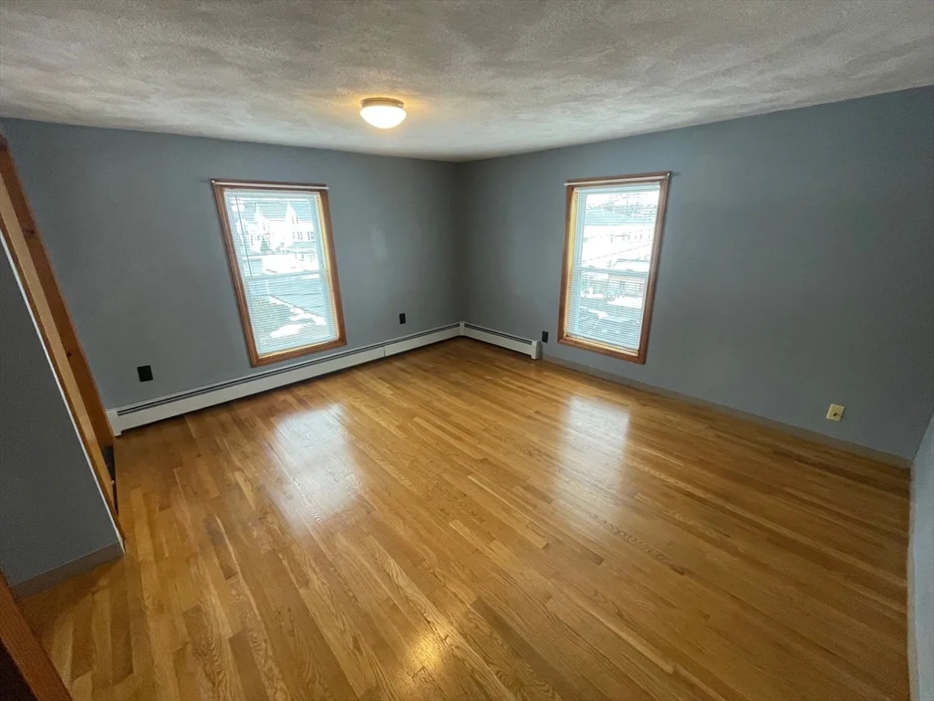3 bed, 1 bath apartment for rent at 39 Franklin St Unit R, Woburn — photo 15 of 18