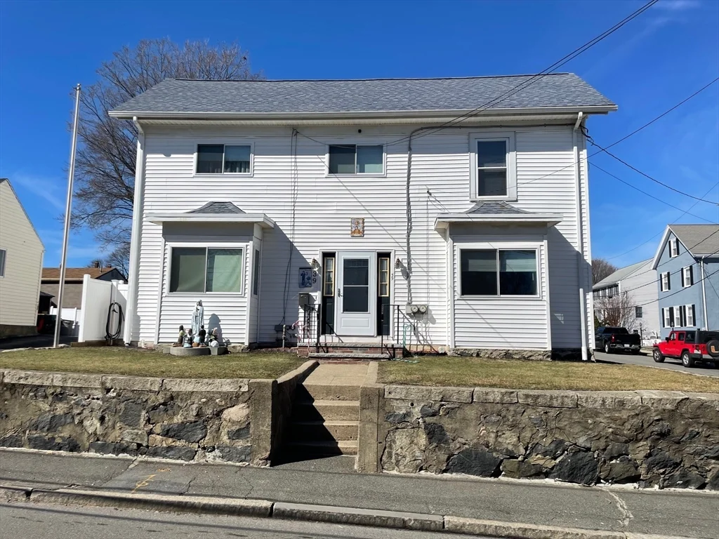 3 bed, 1 bath apartment for rent at 39 Franklin St Unit R, Woburn — photo 1 of 18