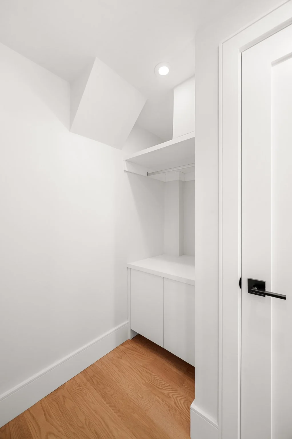 4 bed, 3 bath apartment for rent at 39 G St, South Boston — photo 12 of 22