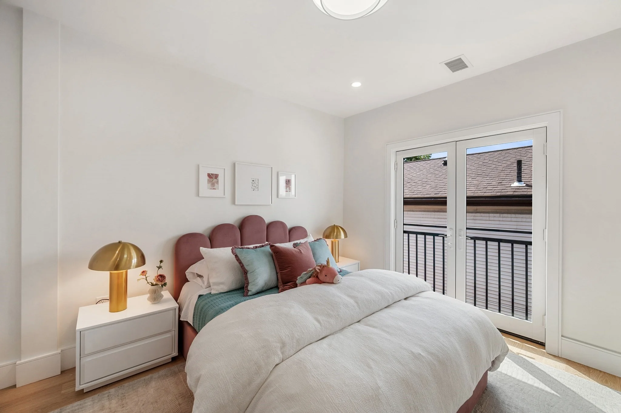 4 bed, 3 bath apartment for rent at 39 G St, South Boston — photo 13 of 22