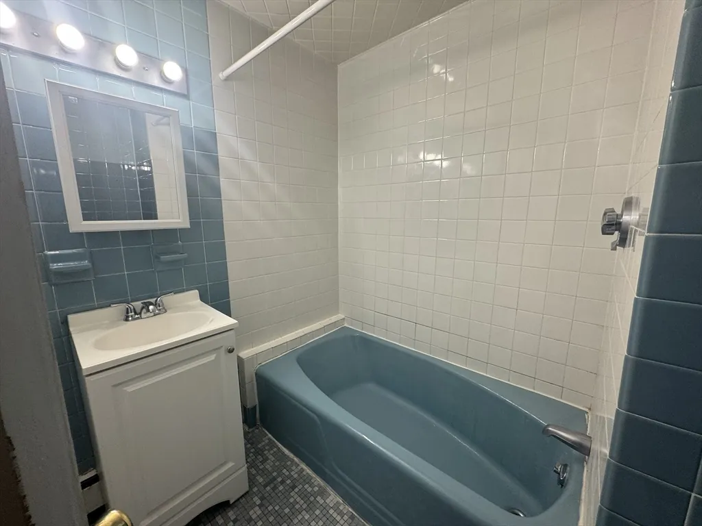 1 bed, 1 bath apartment for rent at 39 Garrison Rd Unit B, Aspinwall Hill — photo 6 of 17