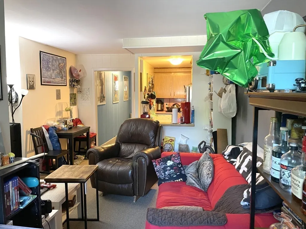 1 bed, 1 bath apartment for rent at 39 Garrison Rd Unit B, Aspinwall Hill — photo 12 of 17