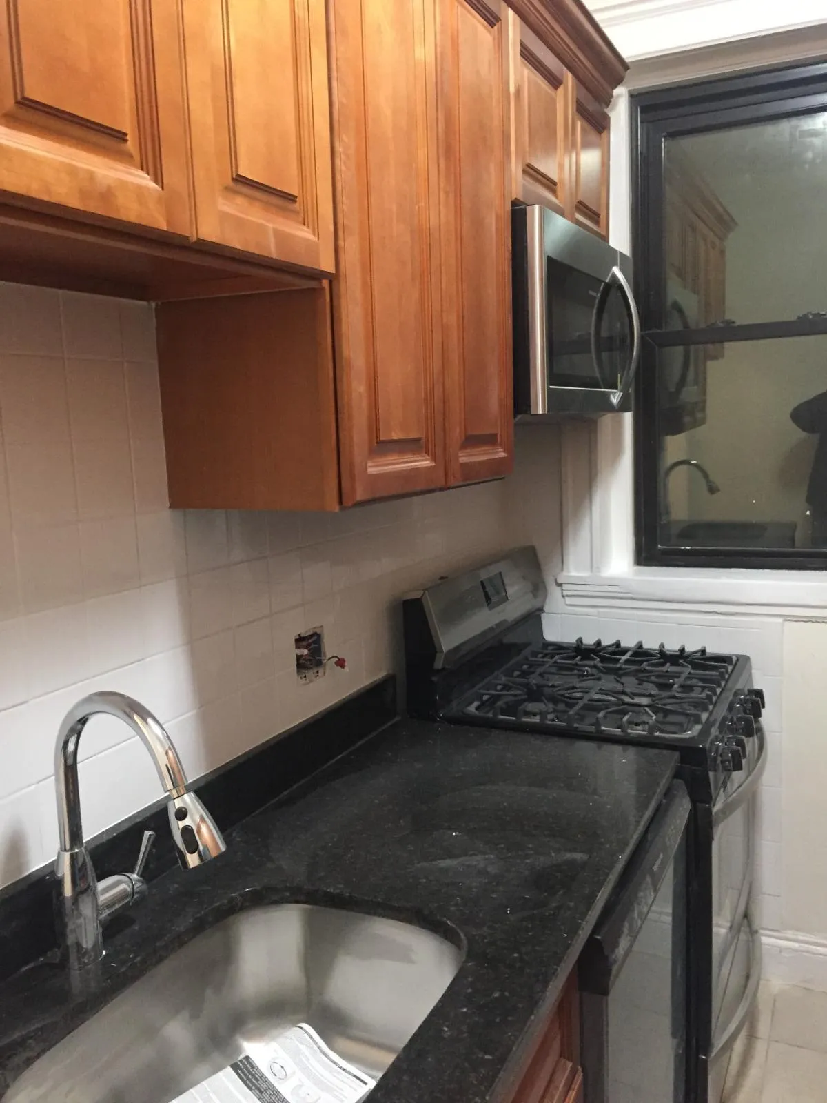 1 bed, 1 bath apartment for rent at 39 Glenville Ave Unit 4, Allston — photo 2 of 9