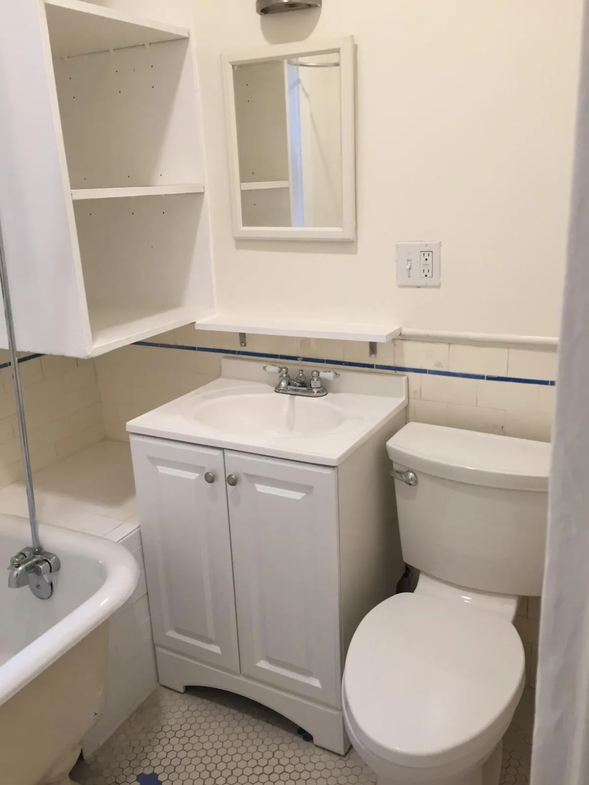 1 bed, 1 bath apartment for rent at 39 Glenville Ave Unit 4, Allston — photo 5 of 9