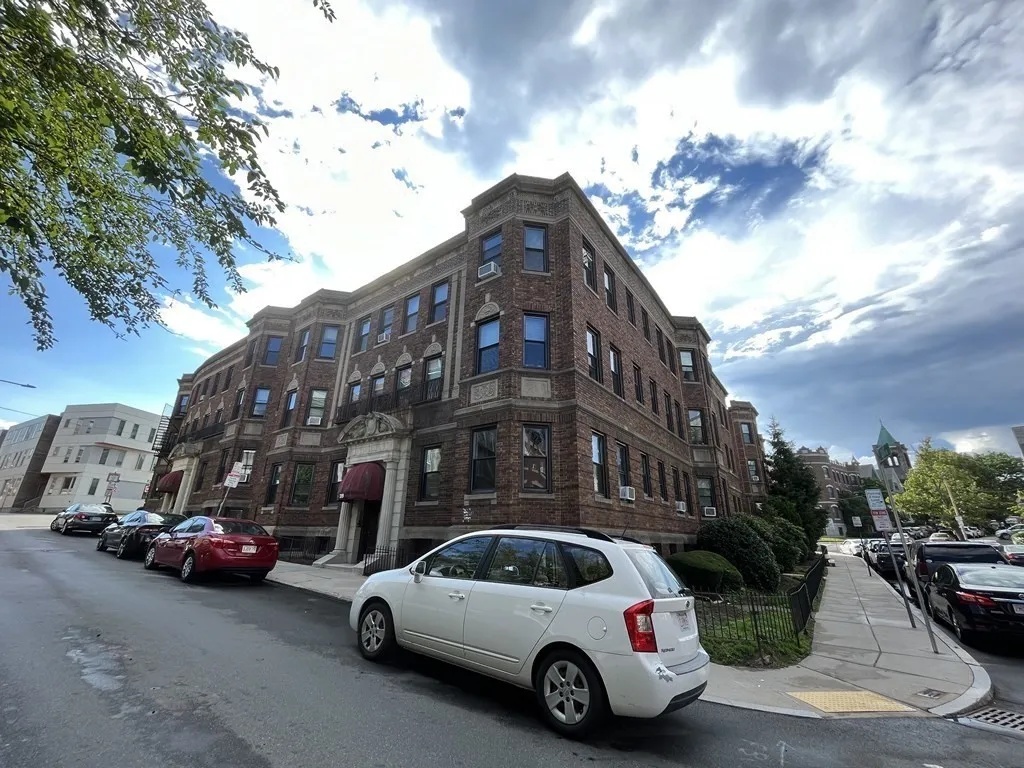 2 bed, 1 bath apartment for rent at 39 Glenville Ave Unit 71A, Allston — photo 1 of 11