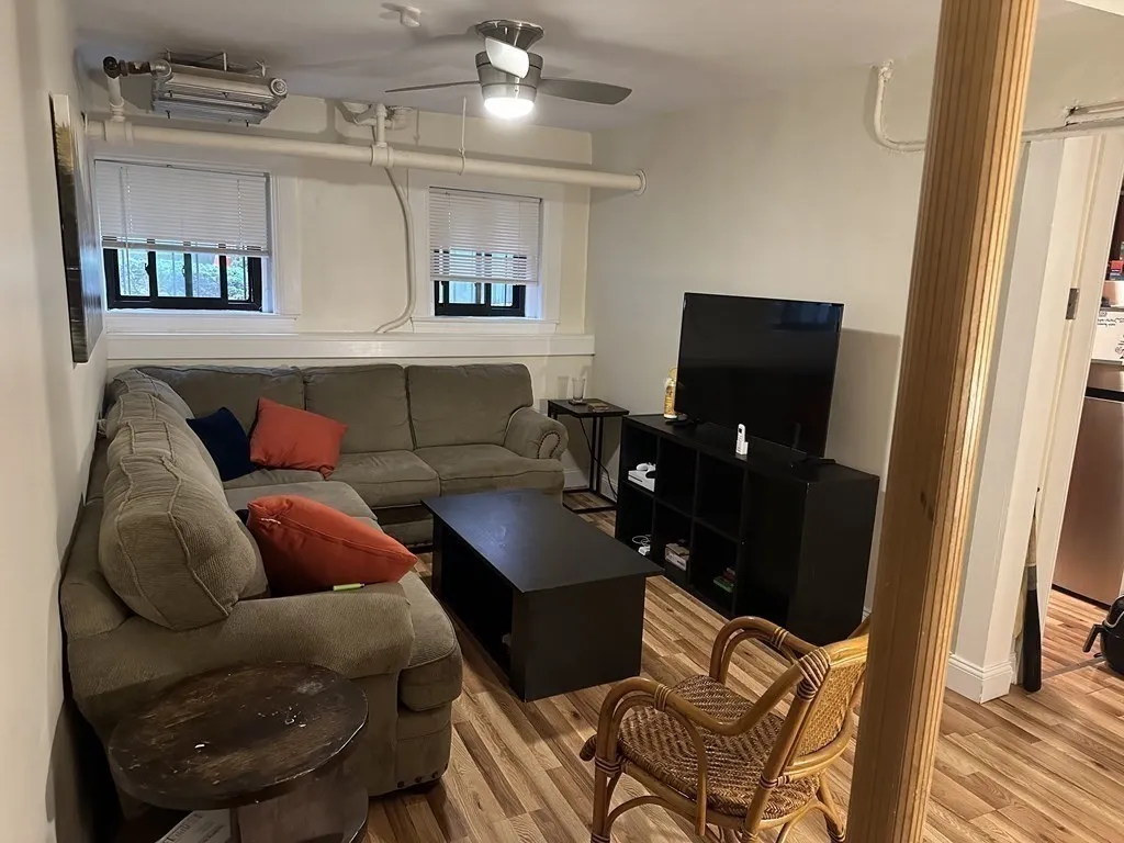 2 bed, 1 bath apartment for rent at 39 Glenville Ave Unit 71A, Allston — photo 8 of 11