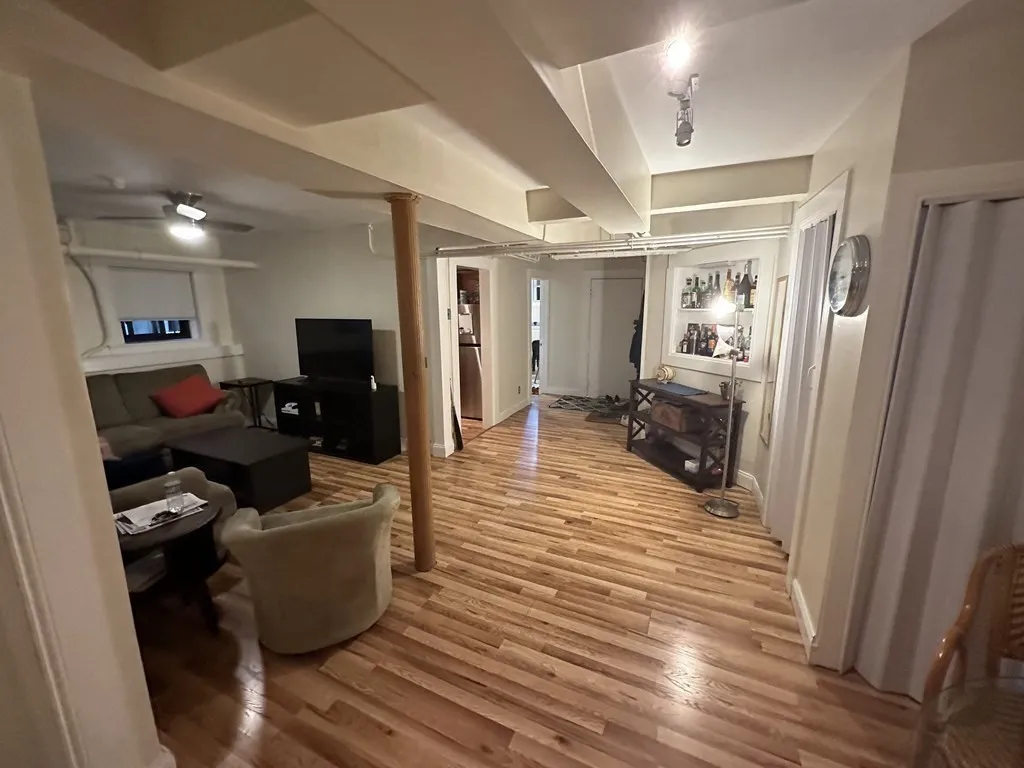 2 bed, 1 bath apartment for rent at 39 Glenville Ave Unit 71A, Allston — photo 3 of 11
