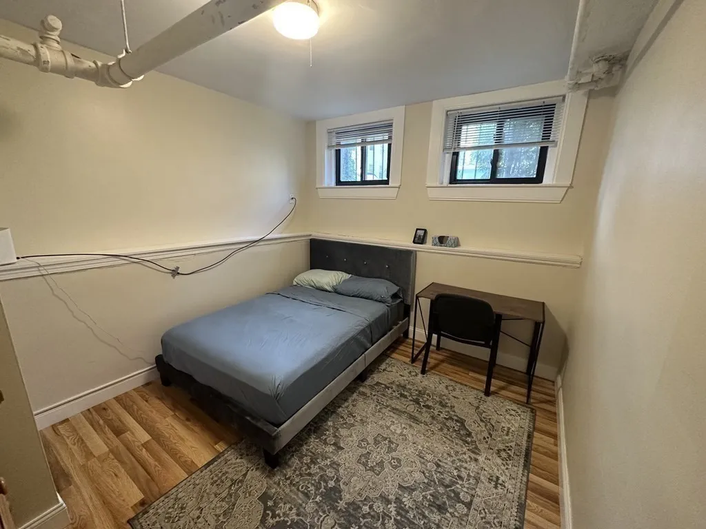 2 bed, 1 bath apartment for rent at 39 Glenville Ave Unit 71A, Allston — photo 6 of 11