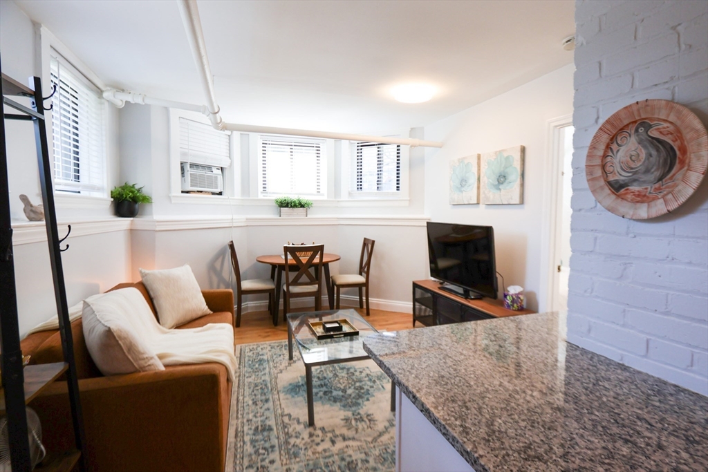 2 bed, 1 bath apartment for rent at 39 Glenville Unit 71B, Boston — photo 6 of 11