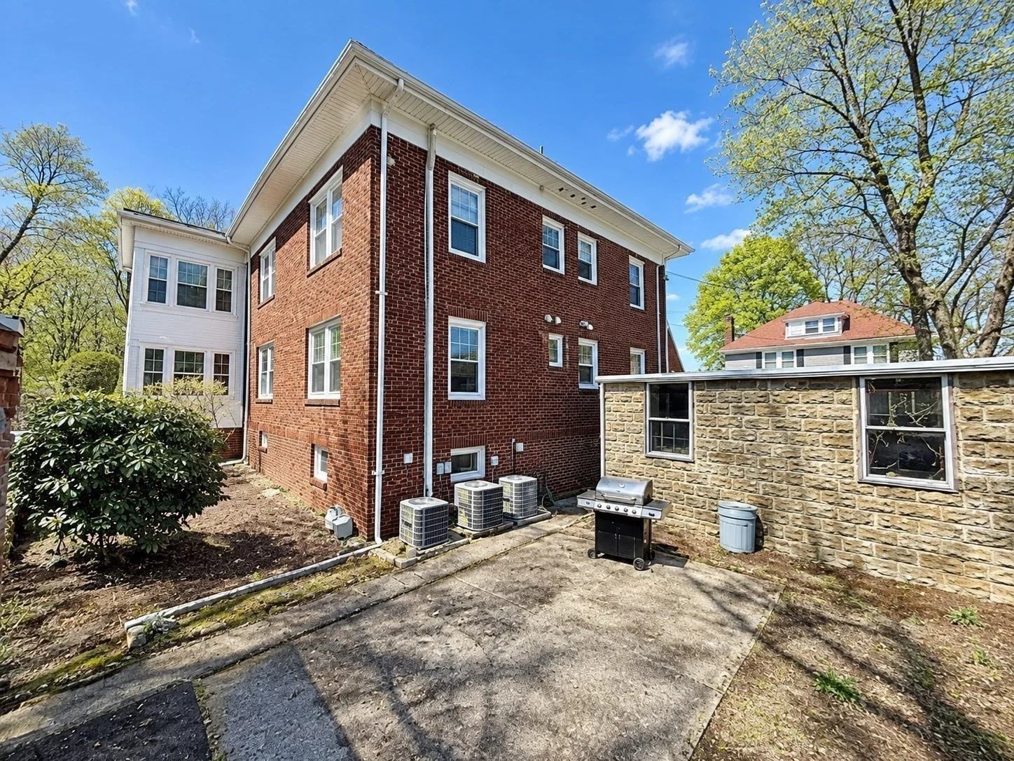 4 bed, 2 bath apartment for rent at 39 Greycliff Unit 1, Brighton — photo 21 of 21