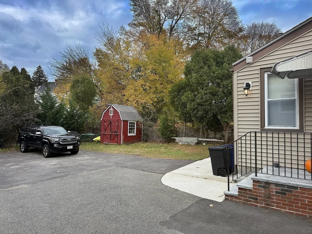 2 bed, 1 bath apartment for rent at 39 Hall Pl Unit 39, Quincy — photo 15 of 17