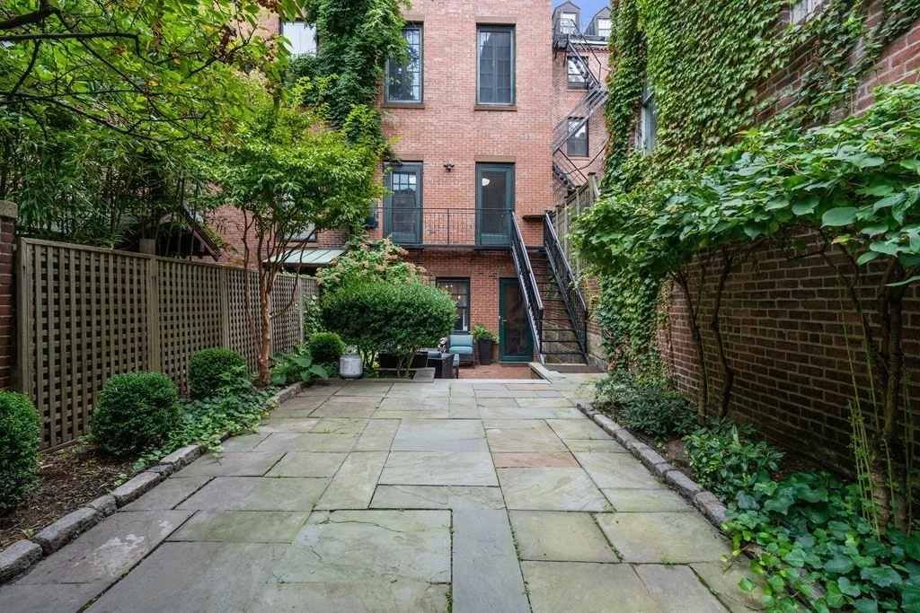 4 bed, 3 bath apartment for rent at 39 Hancock St Unit 39, Beacon Hill — photo 25 of 27
