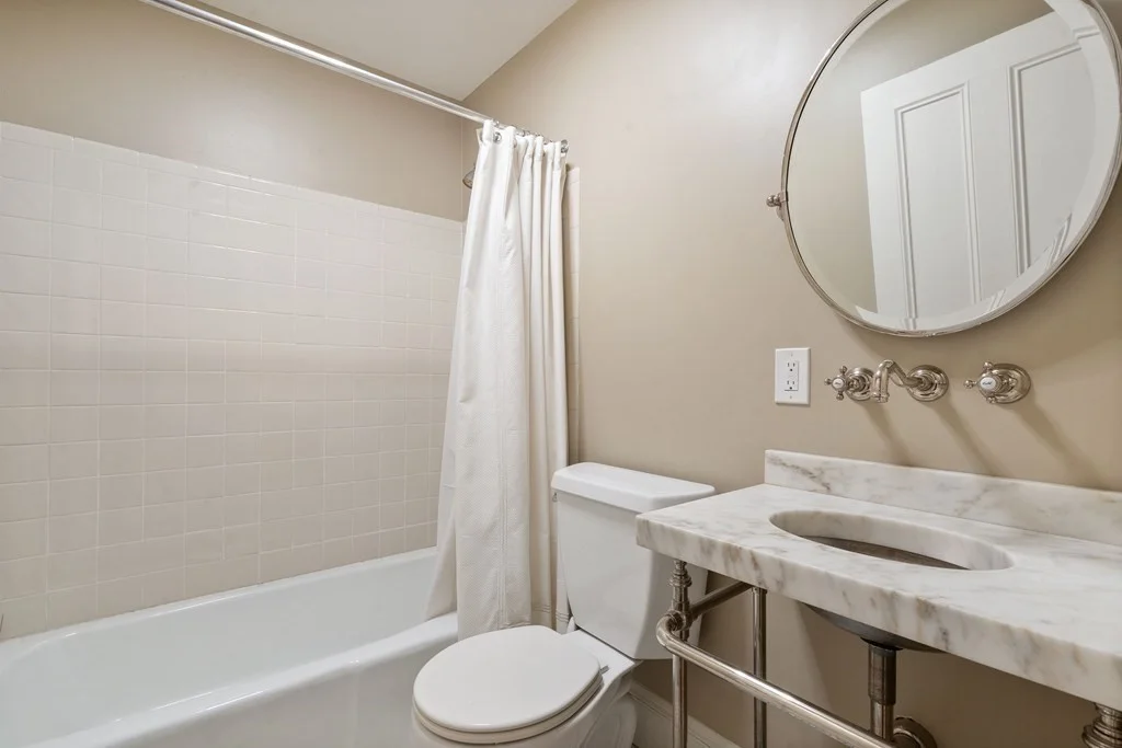 4 bed, 3 bath apartment for rent at 39 Hancock St Unit 39, Beacon Hill — photo 11 of 27