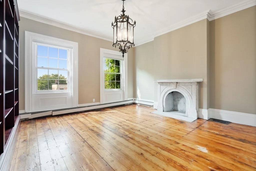 4 bed, 3 bath apartment for rent at 39 Hancock St Unit 39, Beacon Hill — photo 18 of 27