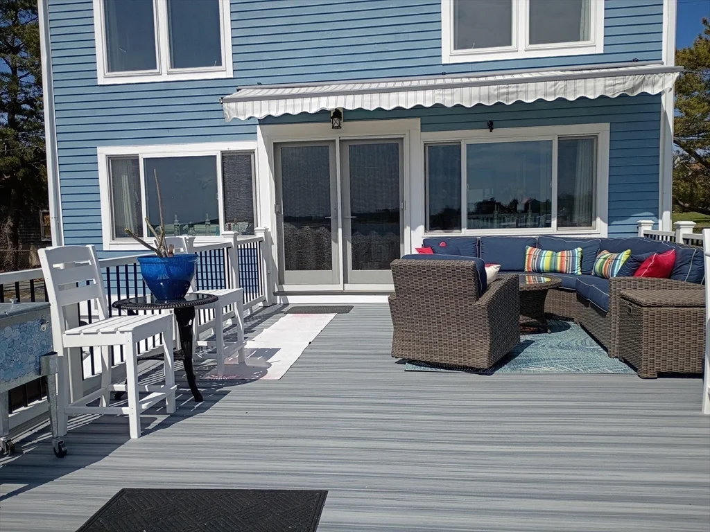 2 bed, 1 bath apartment for rent at 39 Harbor St, Newburyport — photo 35 of 35