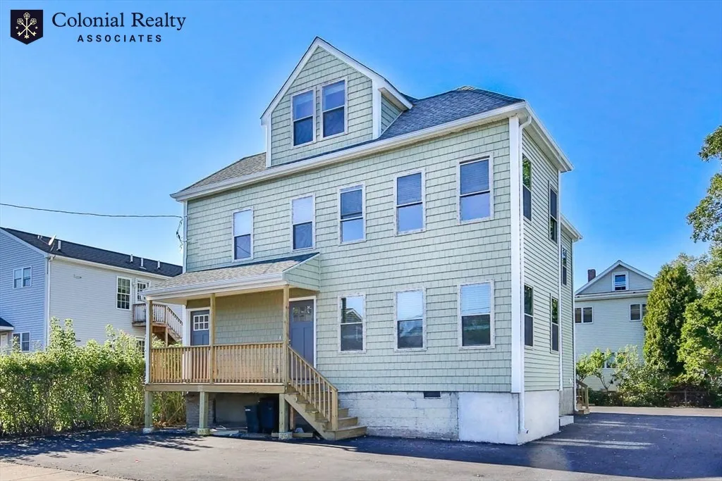 4 bed, 4.5 bath apartment for rent at 39 Harvard St Unit 1, South Medford — photo 13 of 16
