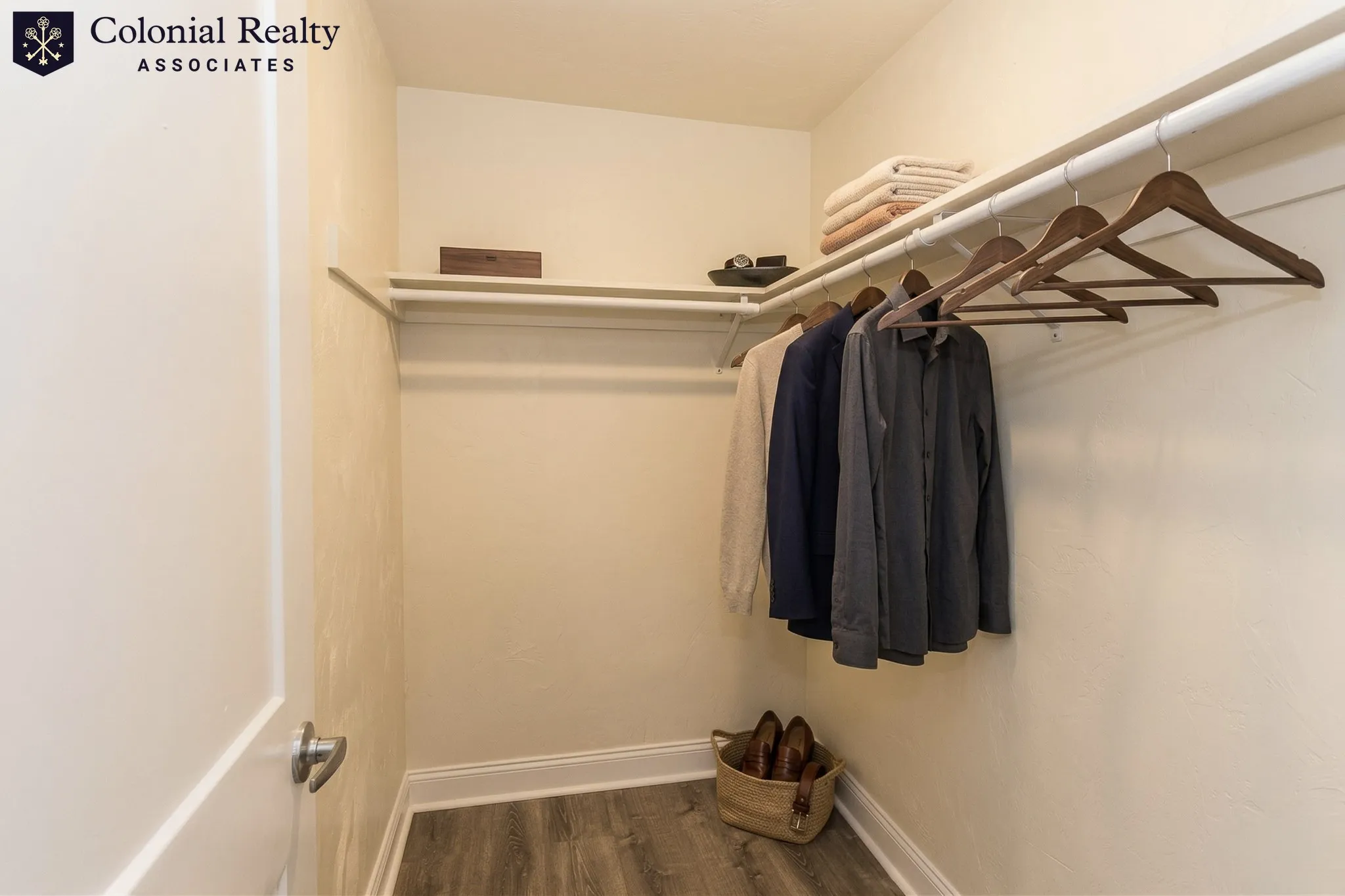 4 bed, 4.5 bath apartment for rent at 39 Harvard St Unit 1, South Medford — photo 6 of 16