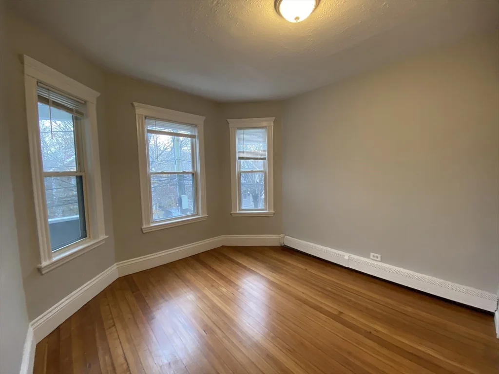 3 bed, 1 bath apartment for rent at 39 Harwood St Unit 2, Dorchester — photo 12 of 14