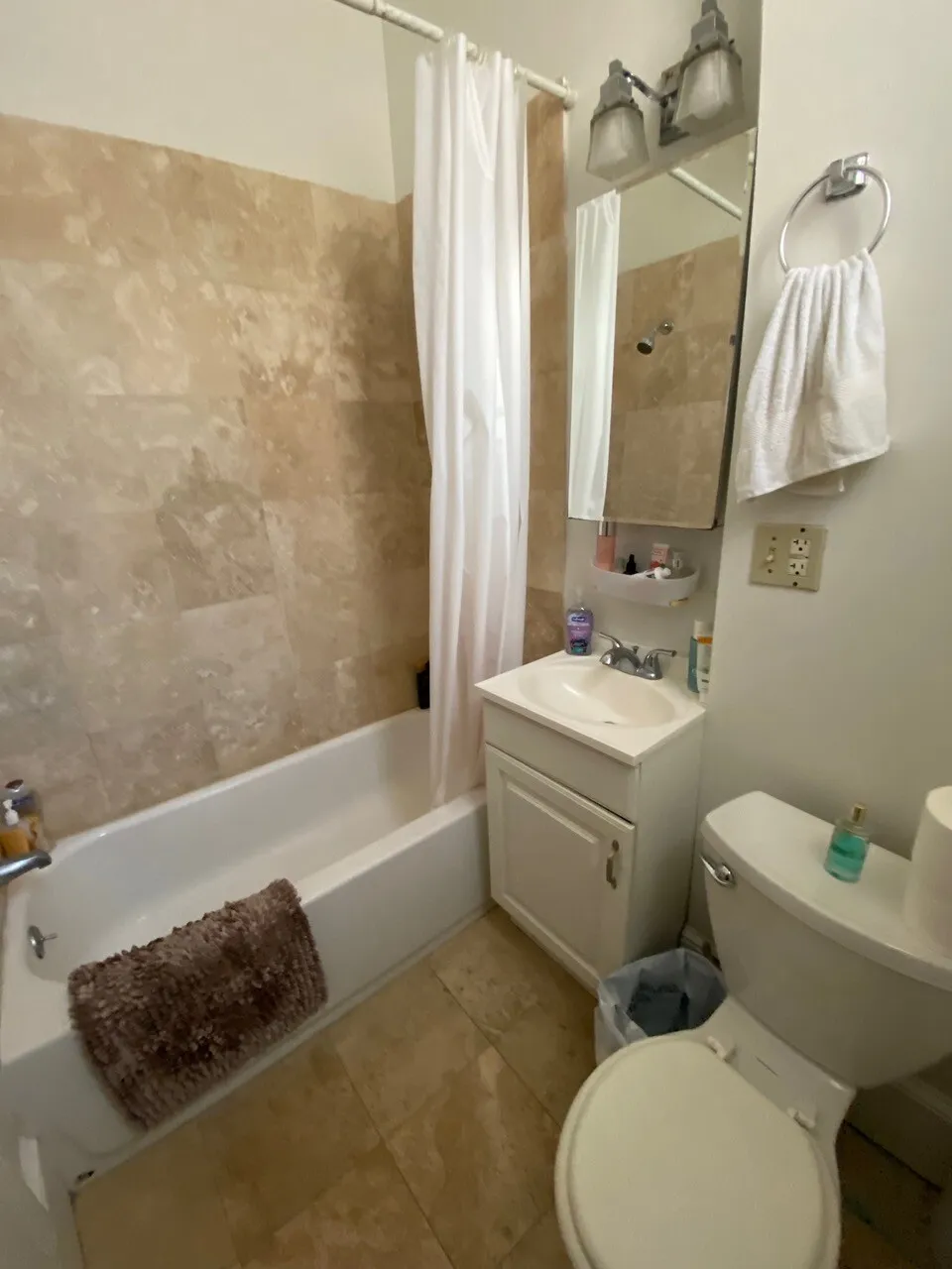 Studio bed, 1 bath apartment for rent at 39 Hemenway St Unit 1, Fenway — photo 4 of 8