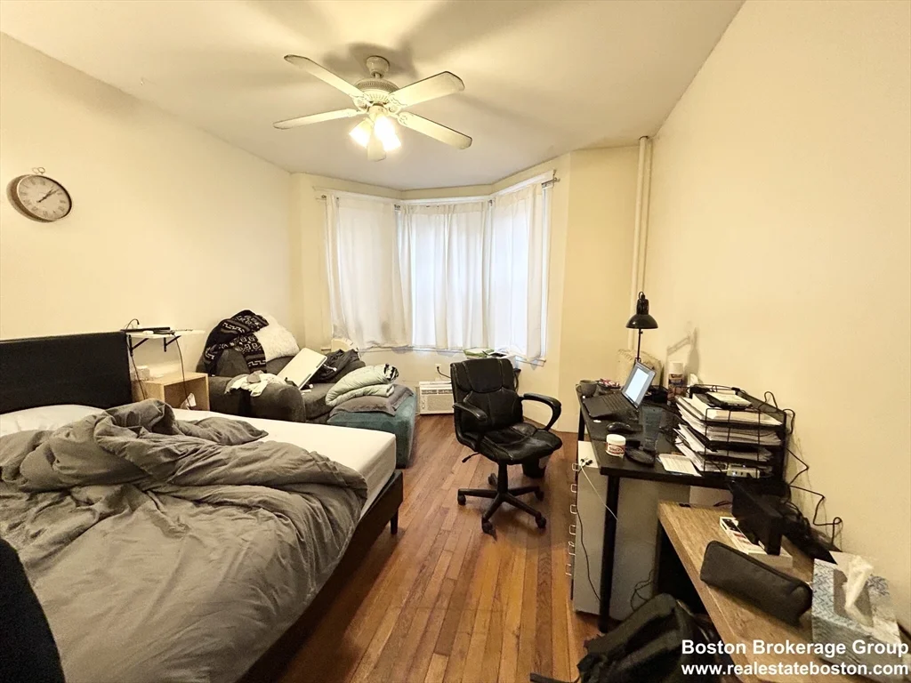 2 bed, 1 bath apartment for rent at 39 Hemenway St Unit 11, Fenway — photo 6 of 9