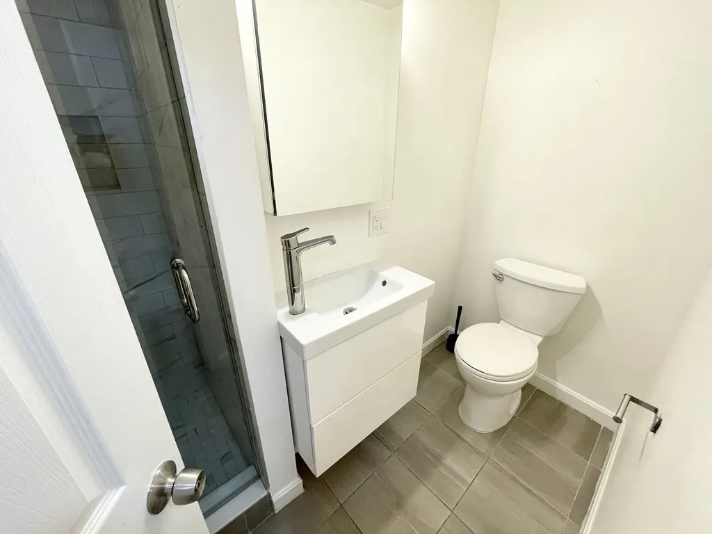 4 bed, 2 bath apartment for rent at 39 Hemenway St Unit 26, Boston — photo 22 of 28