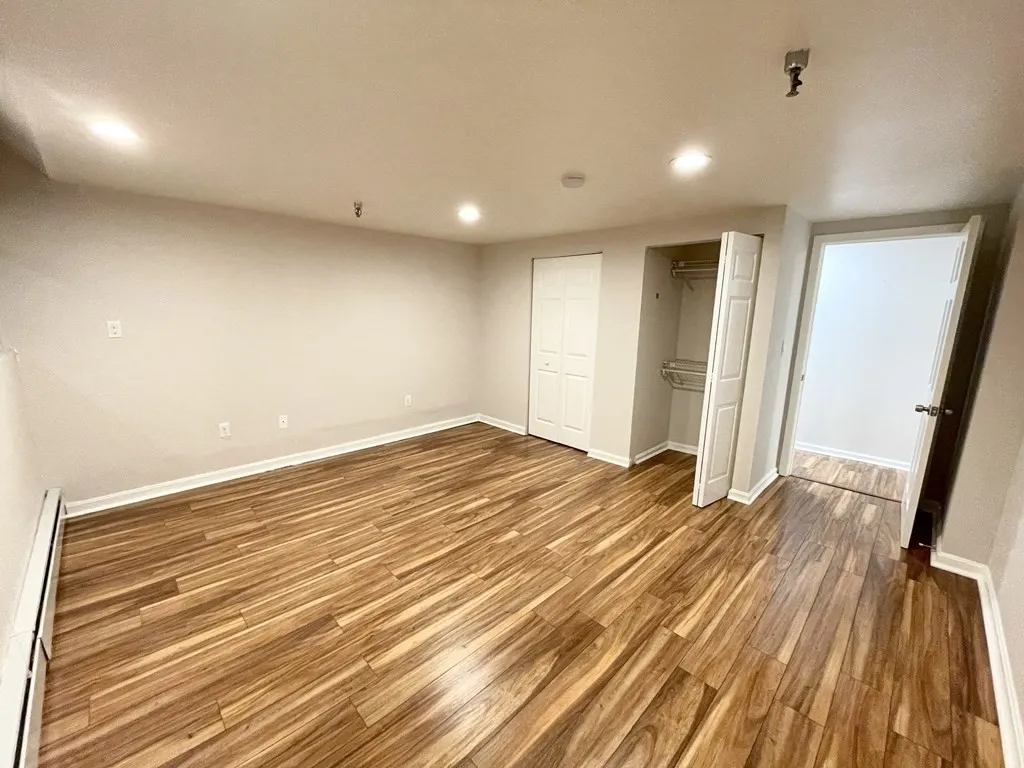 4 bed, 2 bath apartment for rent at 39 Hemenway St Unit 26, Boston — photo 21 of 28