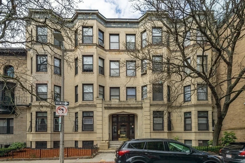 1 bed, 1 bath apartment for rent at 39 Hemenway Unit 7, Fenway — photo 9 of 9