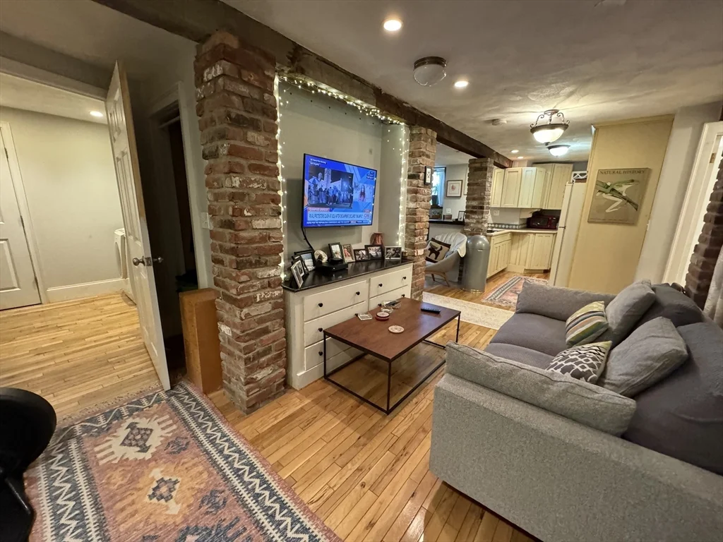 1 bed, 1 bath apartment for rent at 39 Highland Ave Unit G, Arlington — photo 11 of 16