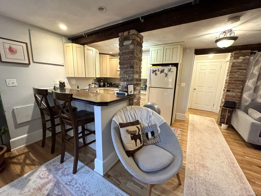 1 bed, 1 bath apartment for rent at 39 Highland Ave Unit G, Arlington — photo 7 of 16