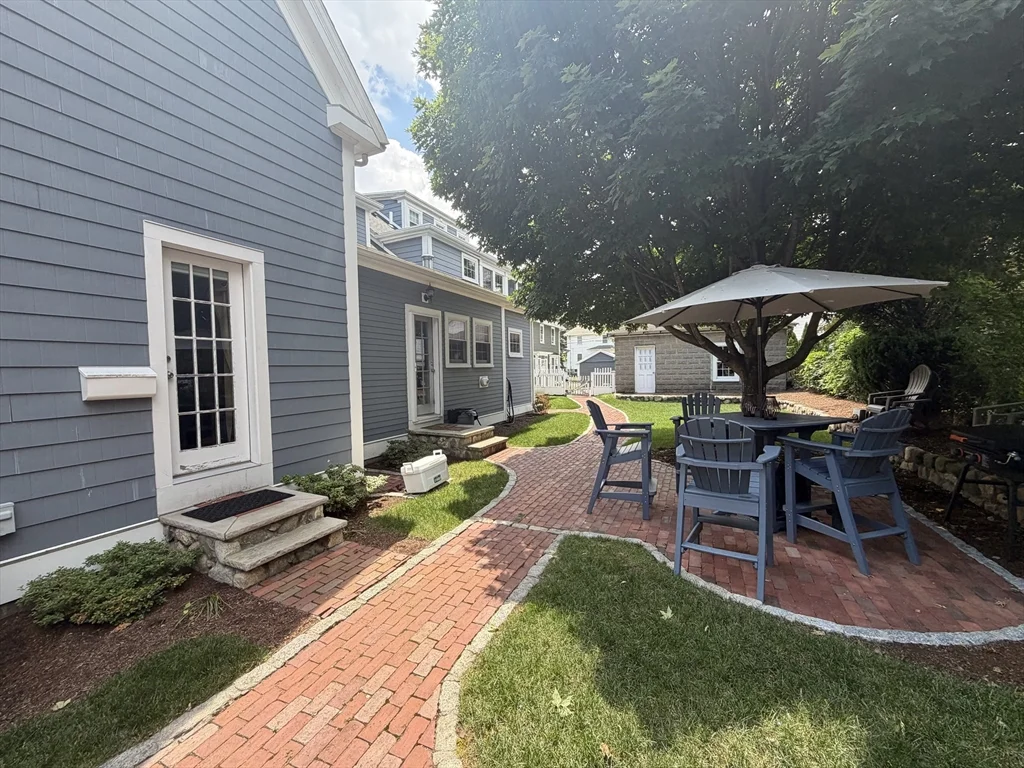 1 bed, 1 bath apartment for rent at 39 Highland Ave Unit R, Arlington — photo 2 of 15