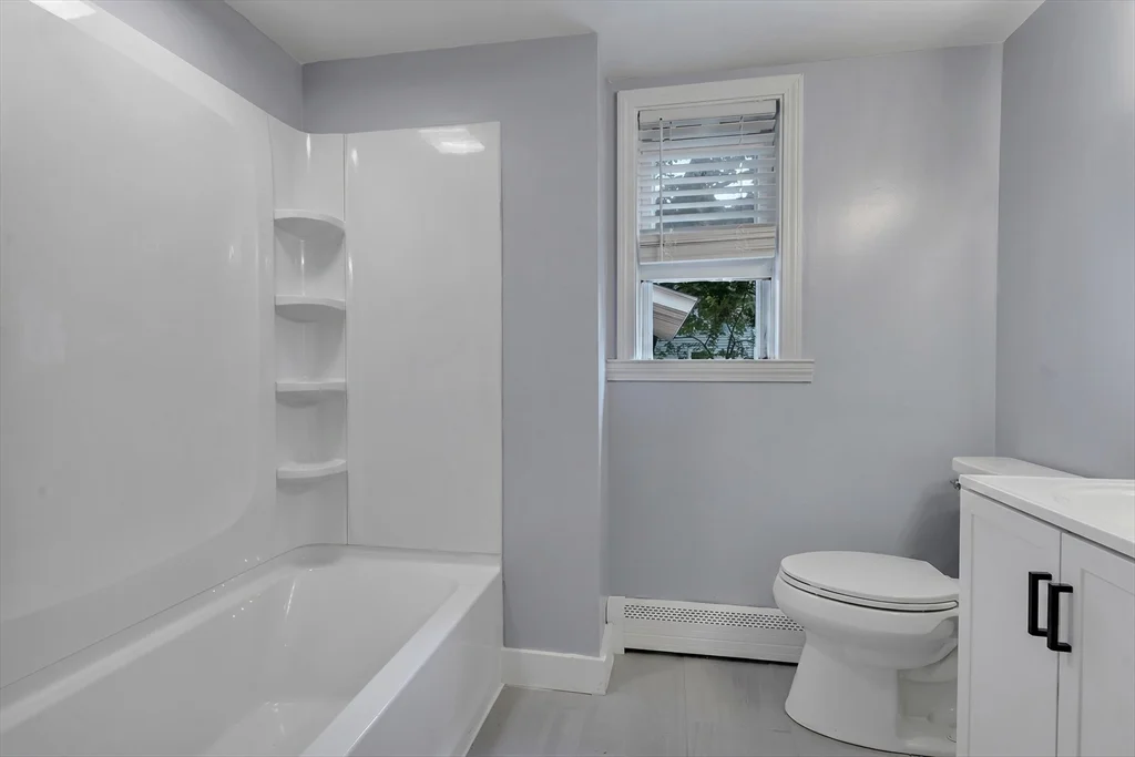 2 bed, 1 bath apartment for rent at 39 Hope St Unit 1, Attleboro — photo 19 of 24