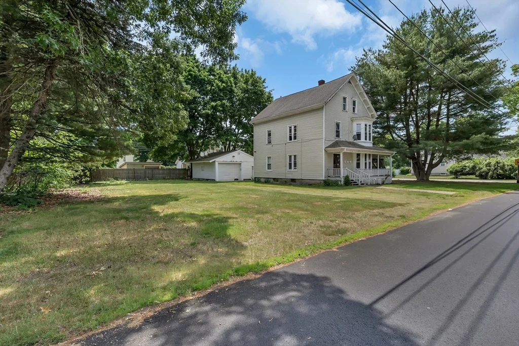 2 bed, 1 bath apartment for rent at 39 Hope St Unit 1, Attleboro — photo 20 of 24