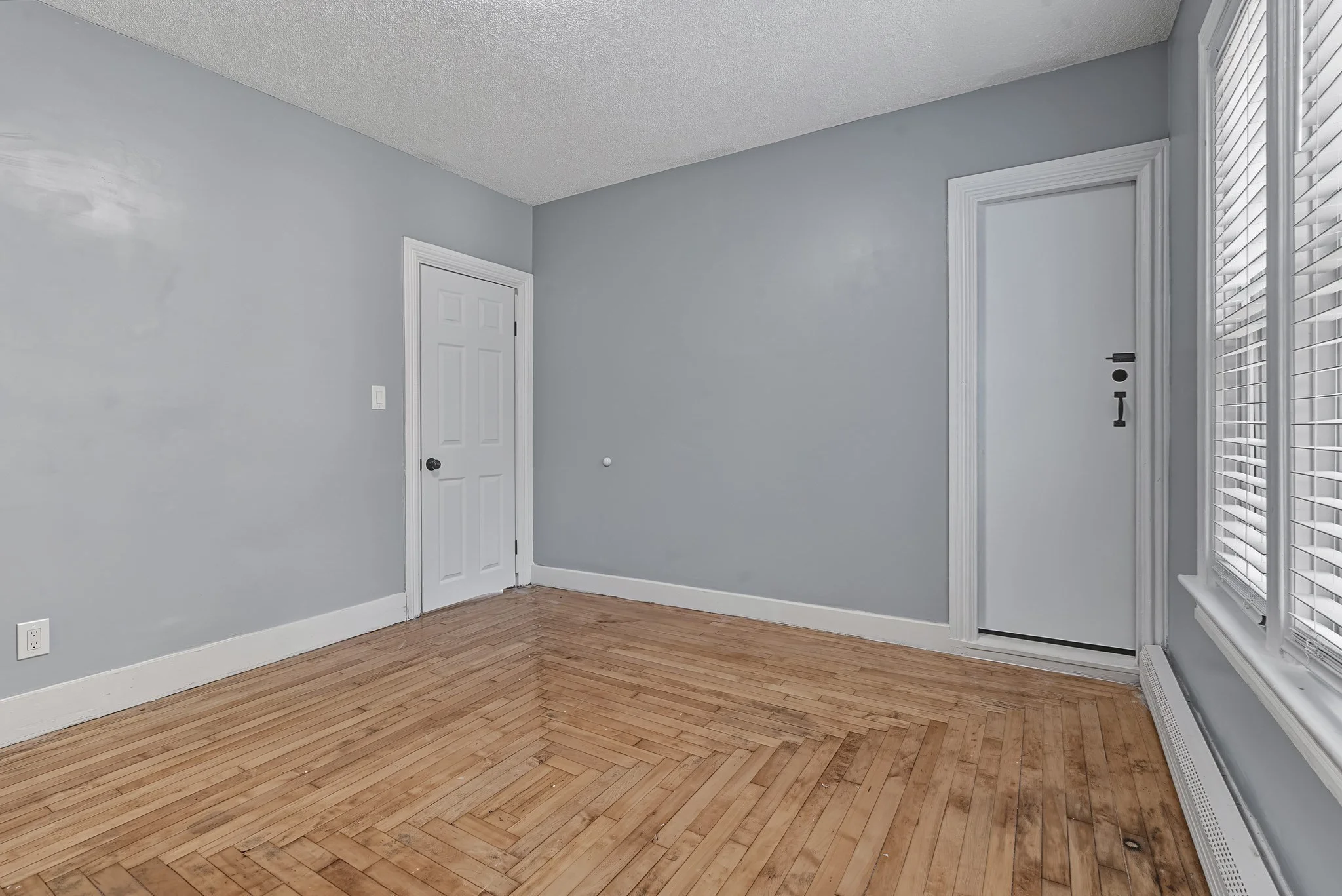 2 bed, 1 bath apartment for rent at 39 Hope St Unit 2, Attleboro — photo 9 of 17