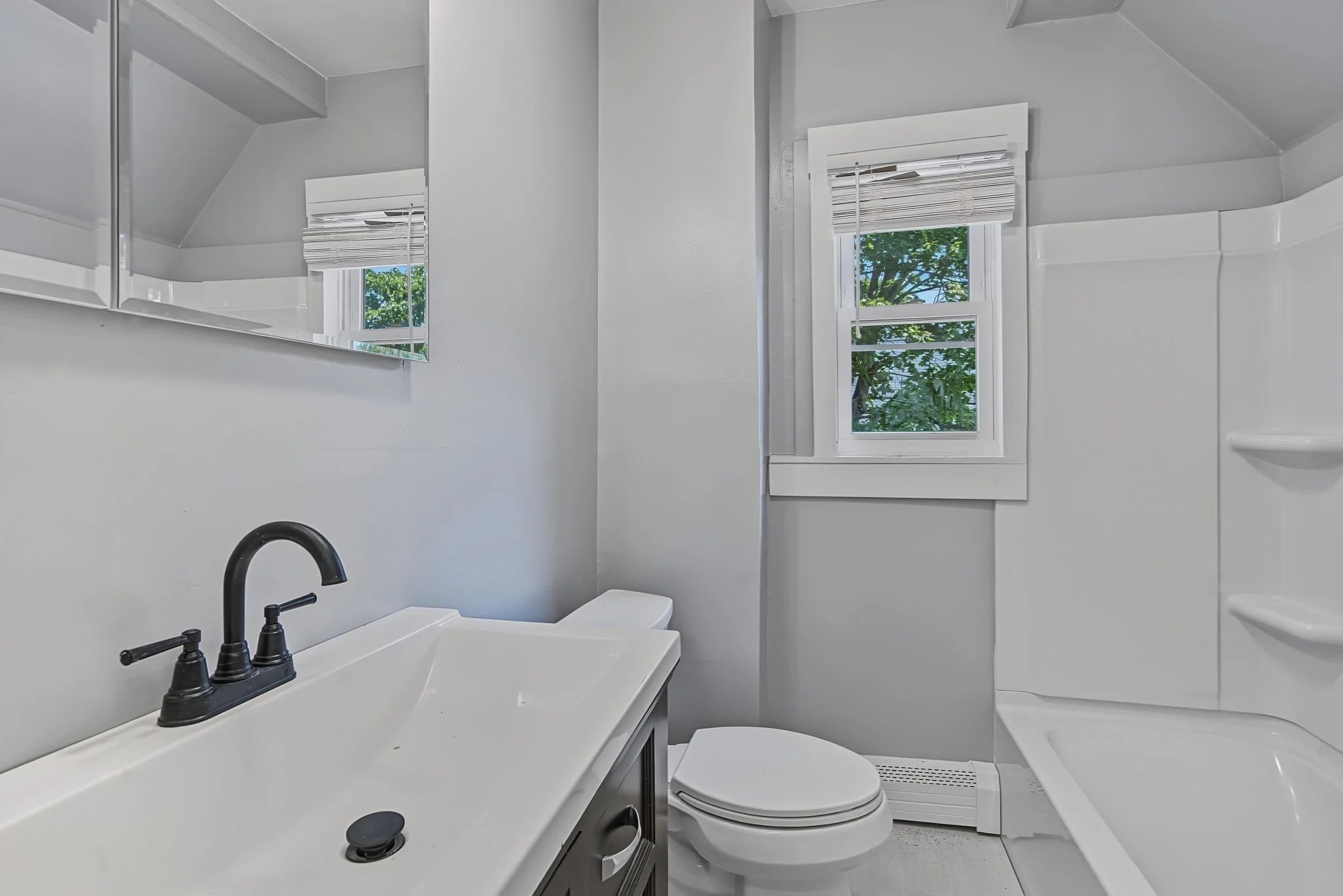 2 bed, 1 bath apartment for rent at 39 Hope St Unit 2, Attleboro — photo 13 of 17