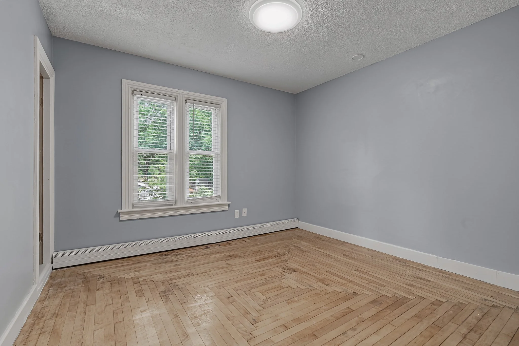 2 bed, 1 bath apartment for rent at 39 Hope St Unit 2, Attleboro — photo 8 of 17